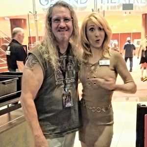 Meet your Posher, Steven